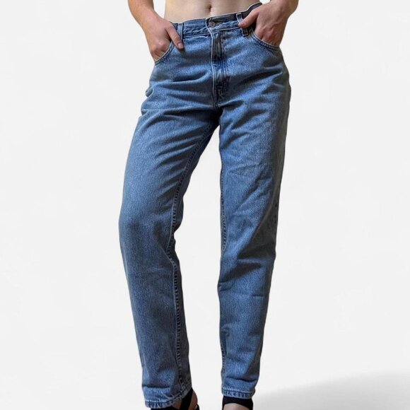 Vintage Denim - Vintage High-Rise Women's Tapered Mom Jeans Medium Wash Size 9/10